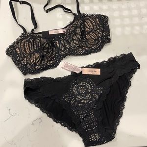 NWT Victoria secret lingerie set